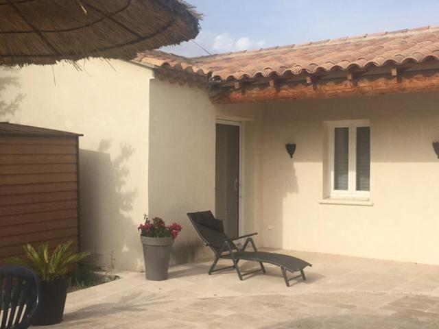 Villa Coquet 2 Pieces Au Calme Avec Piscine Fontvieille Exterior foto