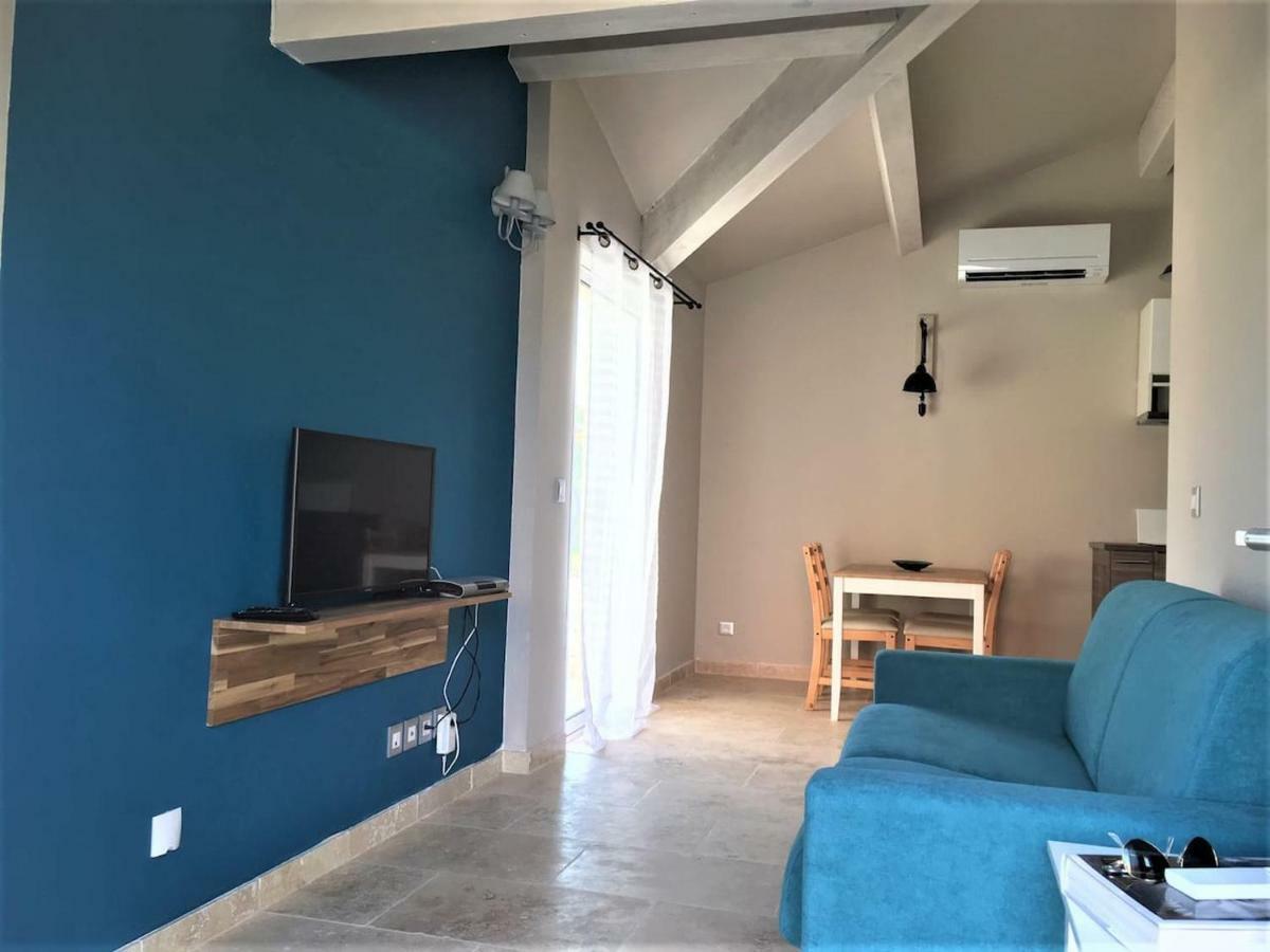 Villa Coquet 2 Pieces Au Calme Avec Piscine Fontvieille Exterior foto