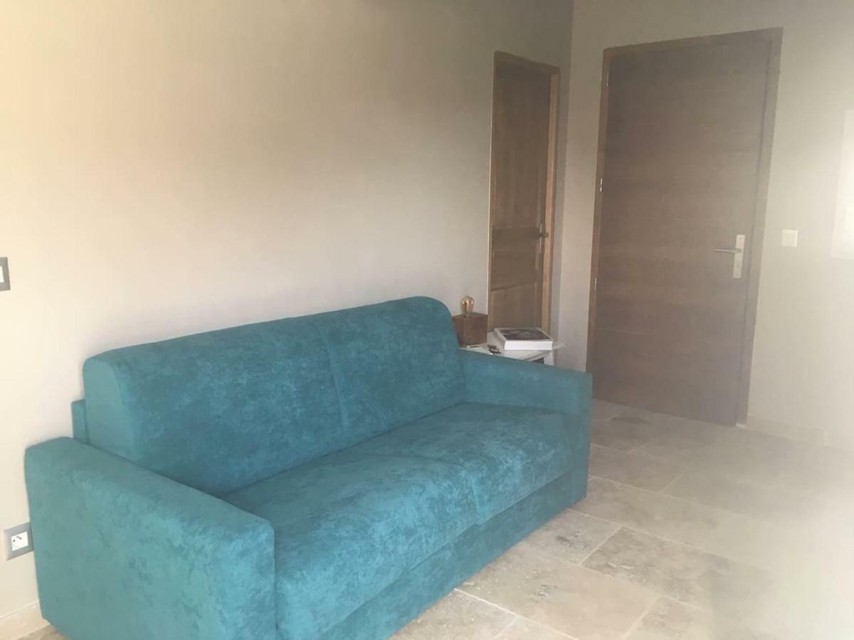 Villa Coquet 2 Pieces Au Calme Avec Piscine Fontvieille Exterior foto